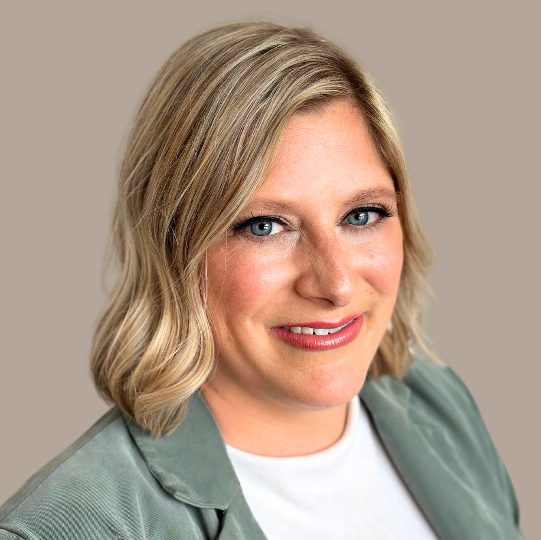 Headshot of Leigh Ann Chute