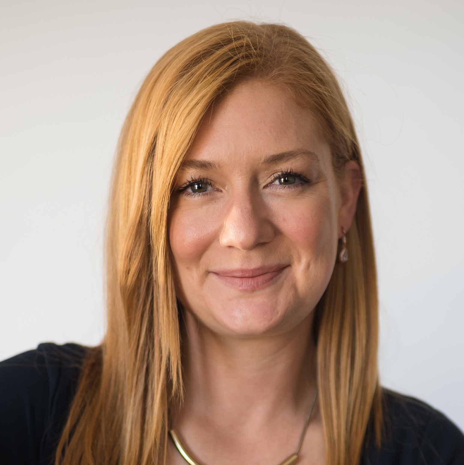 Headshot of Randi Proukou